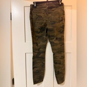 GAP Camouflage Legging Jeans